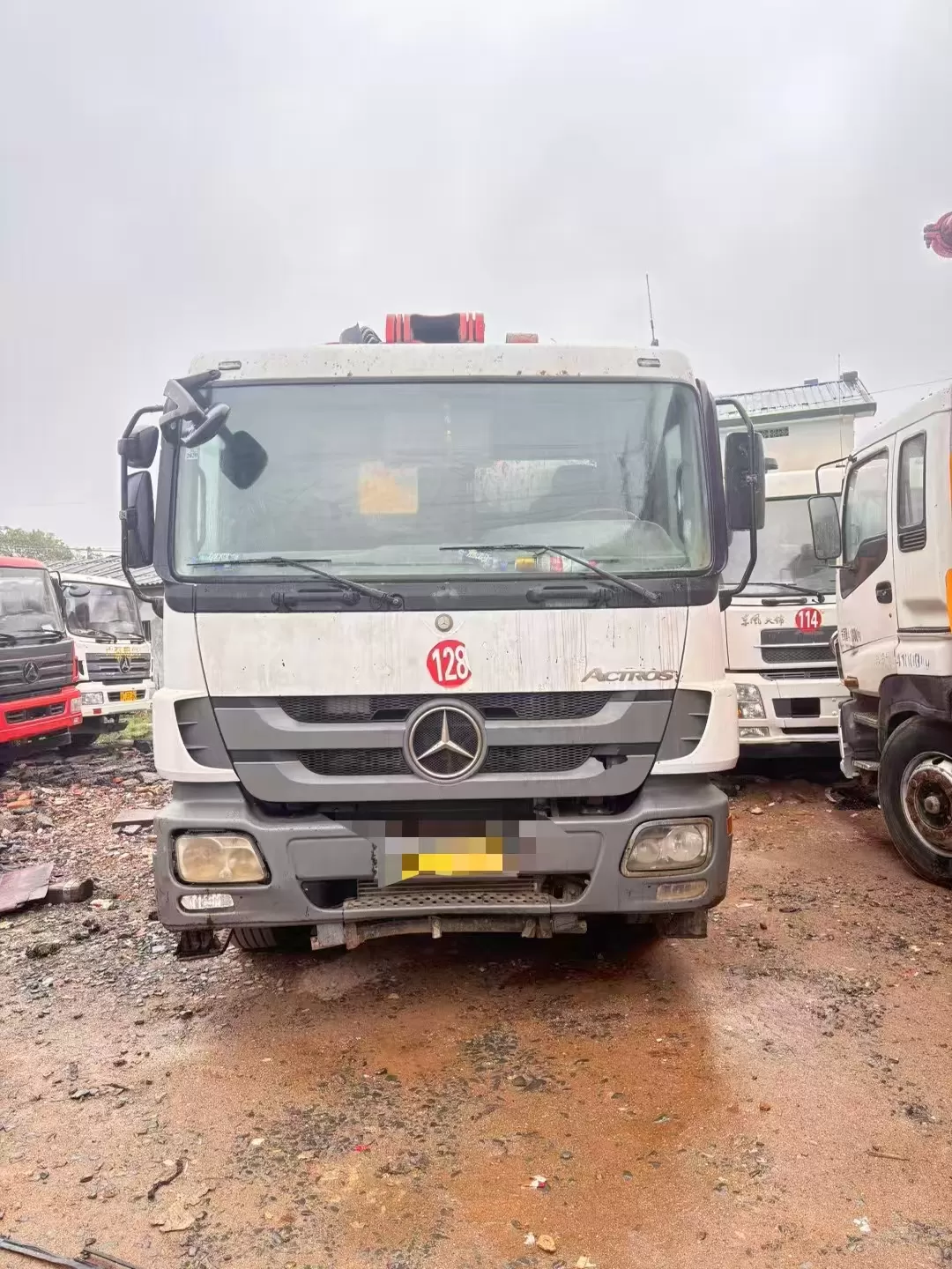 Original 2013 SANY Boom Pump 52m Truck- mounted Concrete Pump Car on Benz Chassis