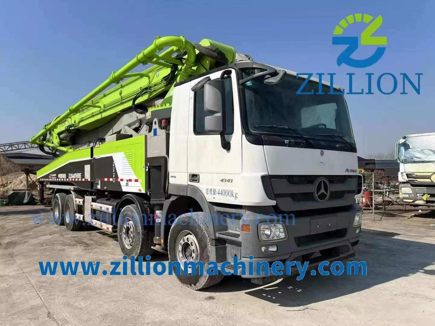 2019 Zoomlion Boom Pump 56m Truck- mounted Concrete Pump Car on Benz Chassis