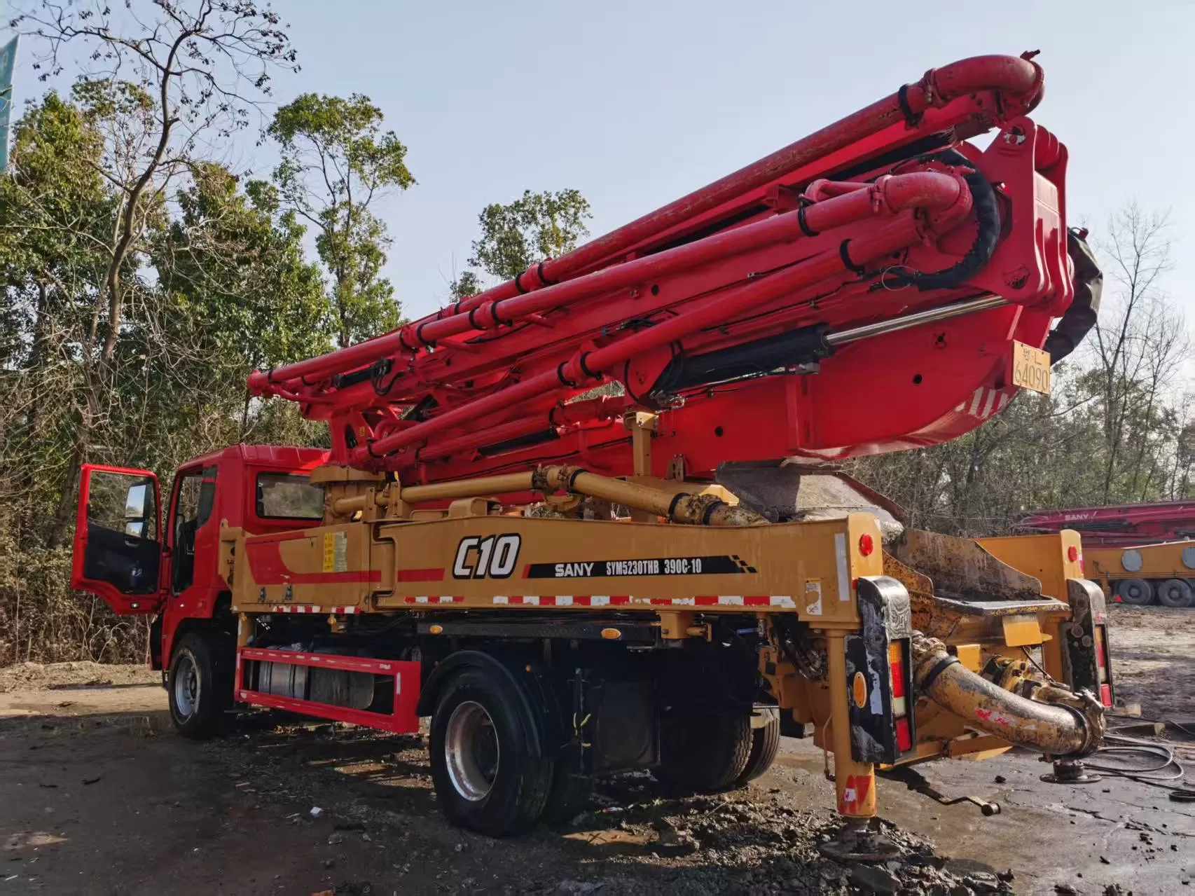 Quality 2021 Sany Boom Pump Truck- mounted Concrete Pump Car 39m on Sany Chassis