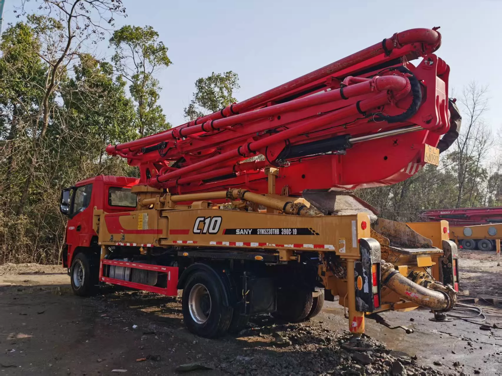 Quality 2021 Sany Boom Pump Truck- mounted Concrete Pump Car 39m on Sany Chassis