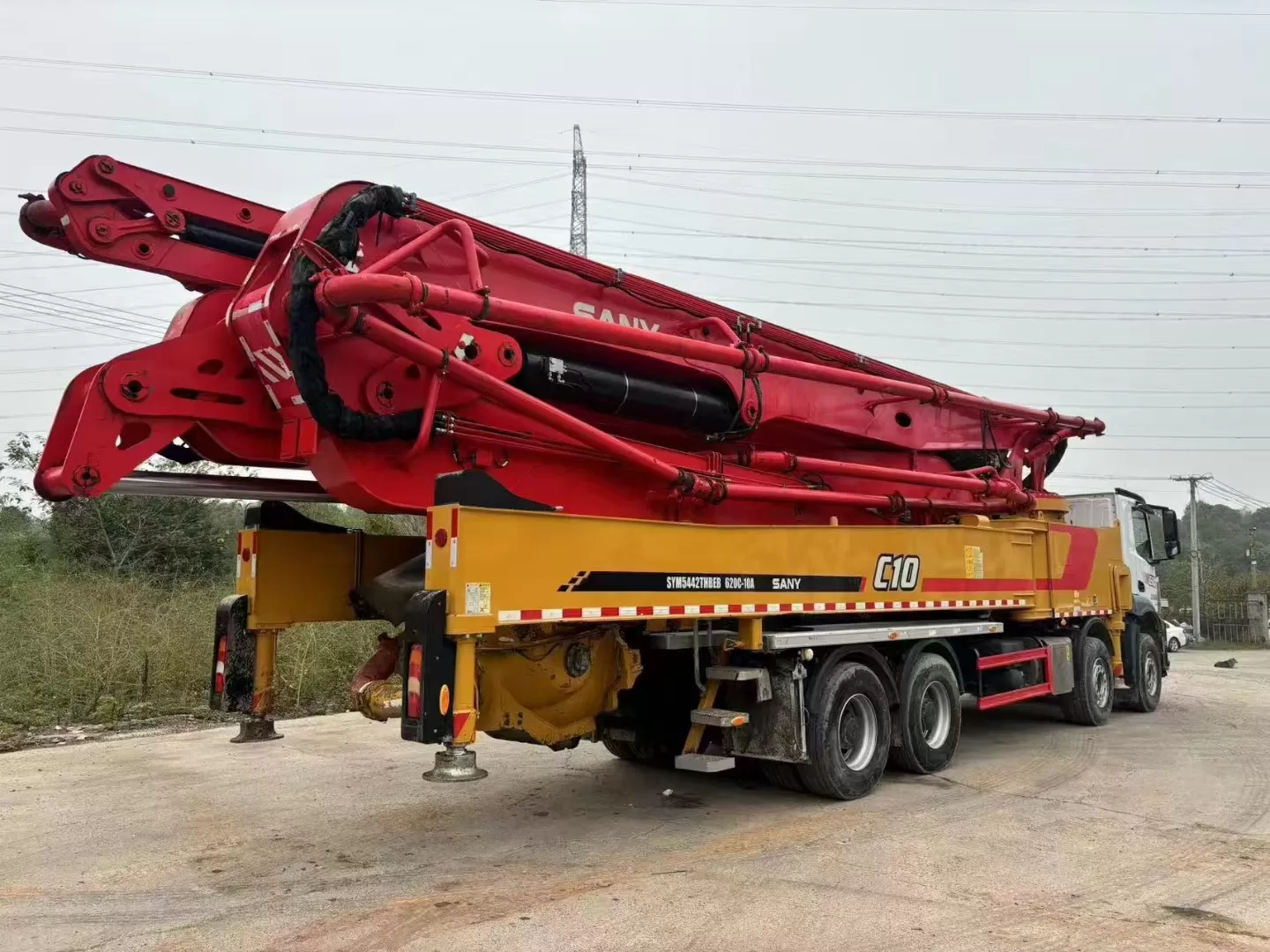 High Quality 2021 SANY Boom Pump 62m Truck- mounted Concrete Pump Car on Benz Chassis