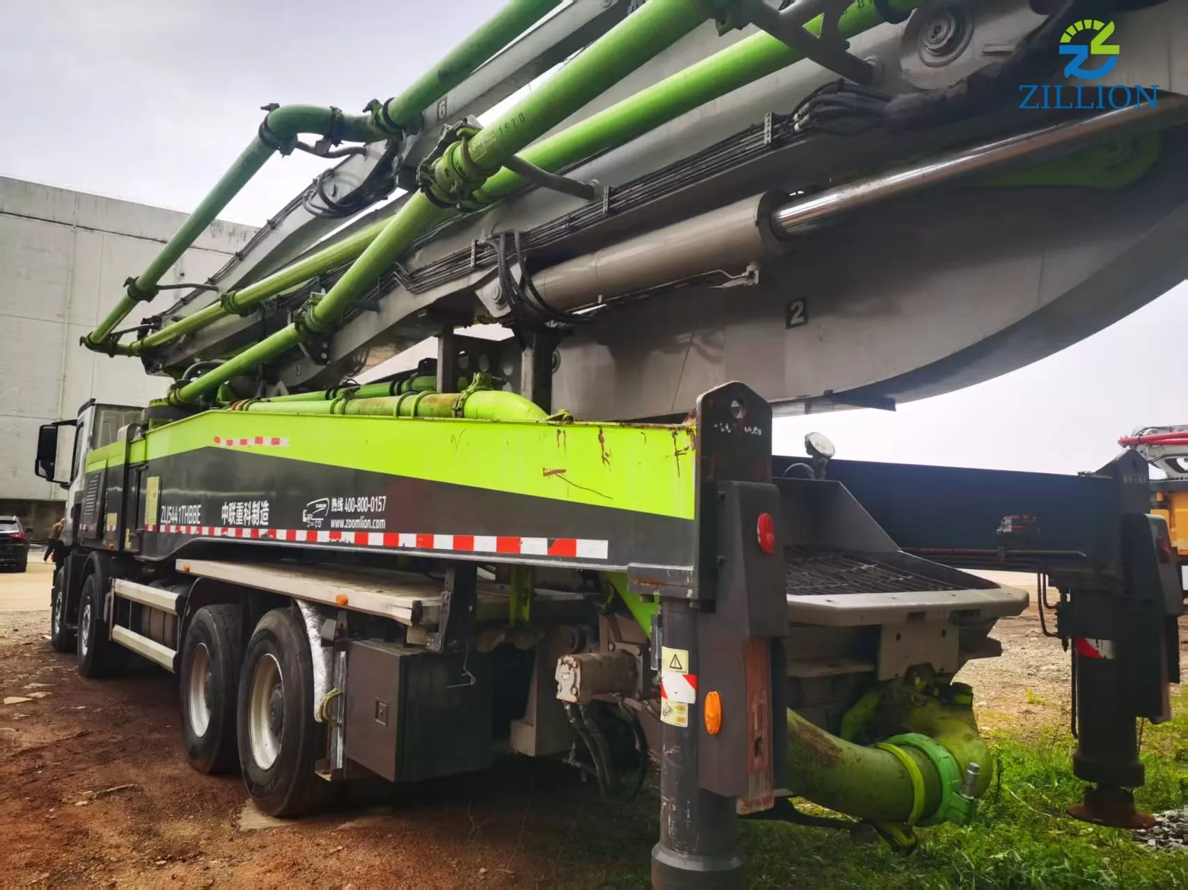 High Quality 2020 Zoomlion Boom Pump 56m Truck- mounted Concrete Pump Car on BENZ Chassis