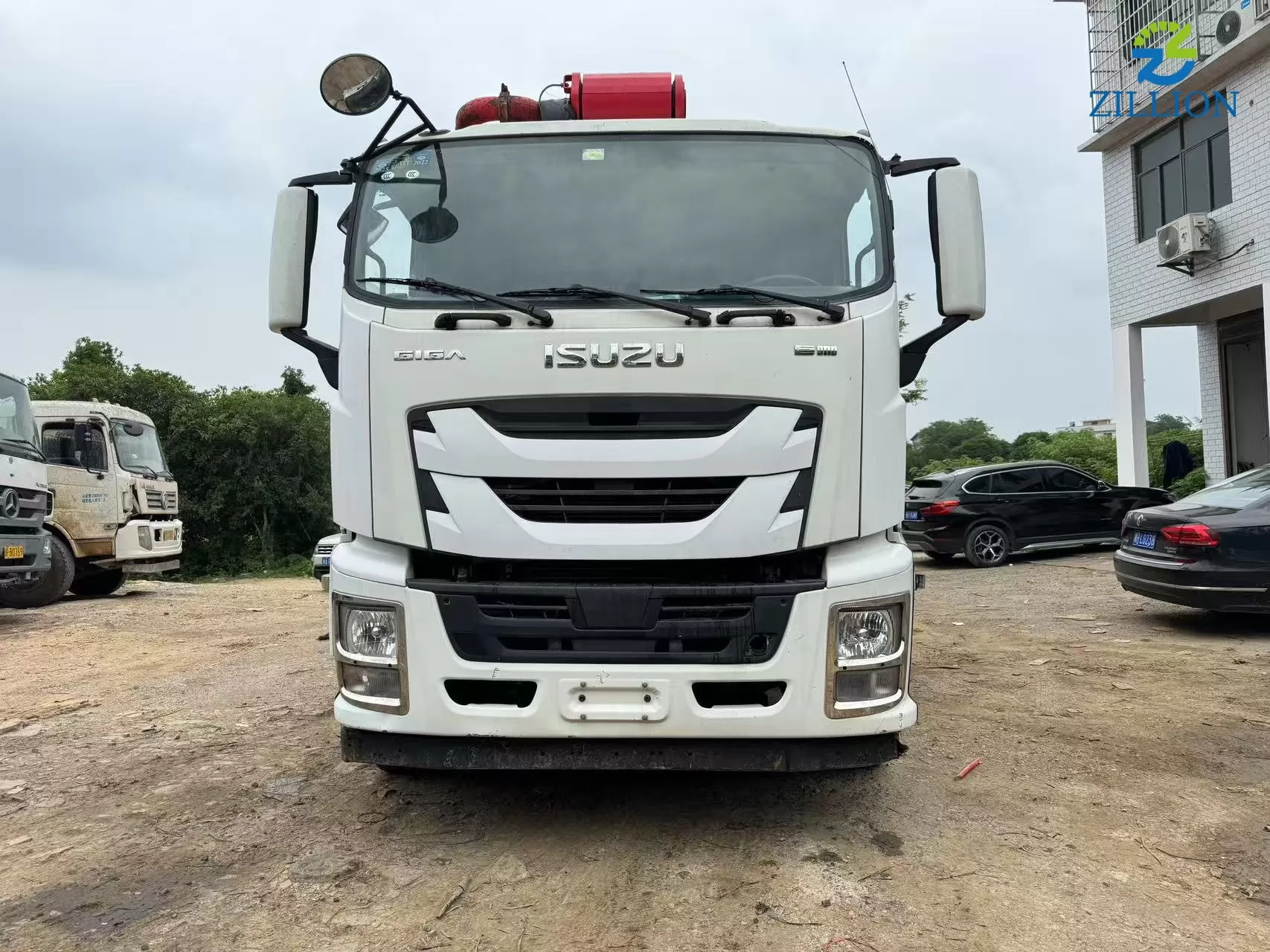 High Quality 2020 SANY Boom Pump 62m Truck- mounted Concrete Pump Car on ISUZU Chassis