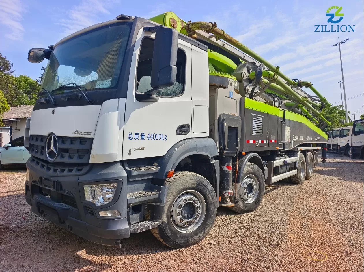 High Quality 2021 Zoomlion Boom Pump 62m Truck- mounted Concrete Pump Car on Benz Chassis