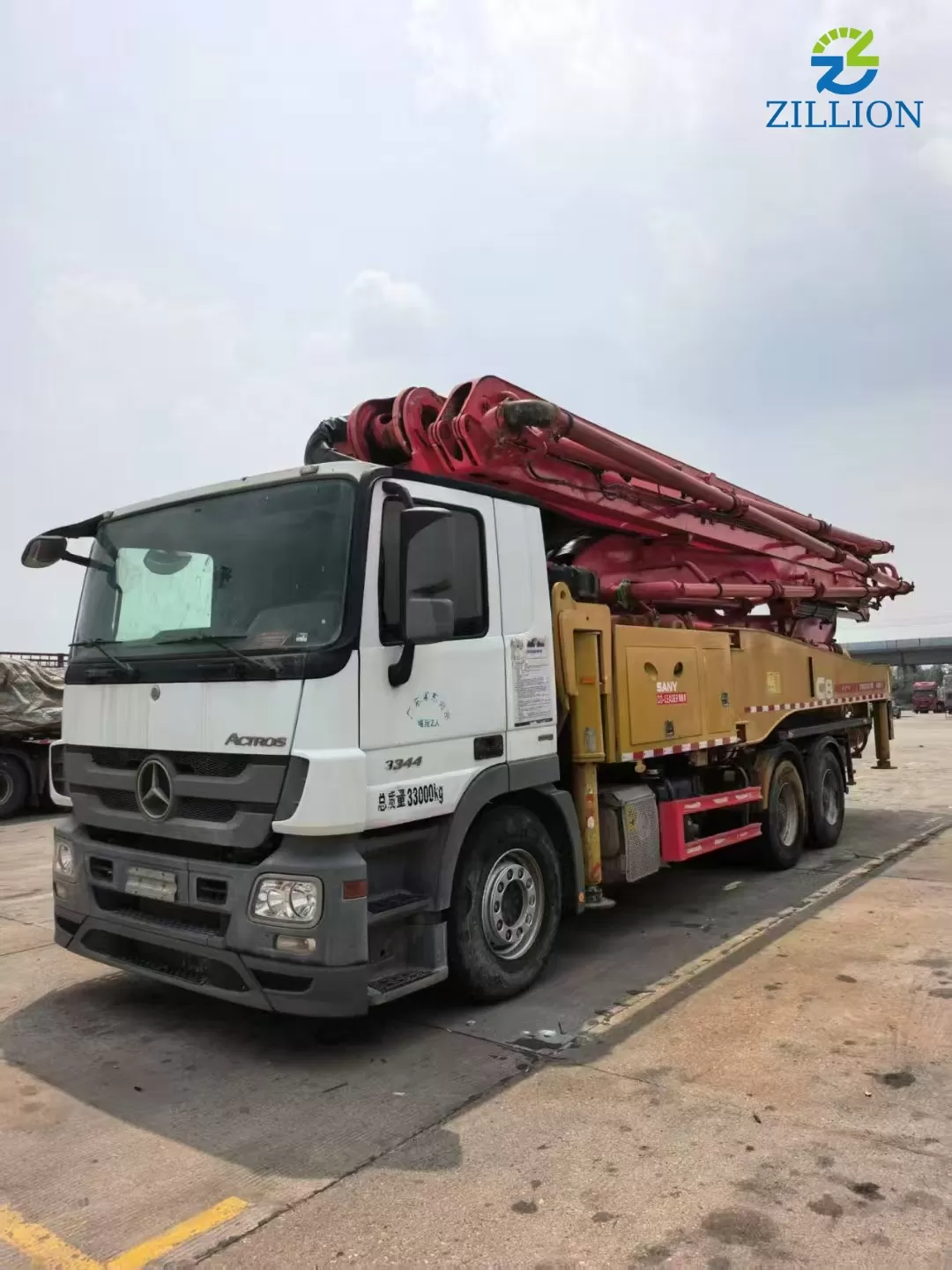 High Quality 2020 Sany Boom Pump 49m Truck- mounted Concrete Pump Car on Mercedes-Benz Chassis