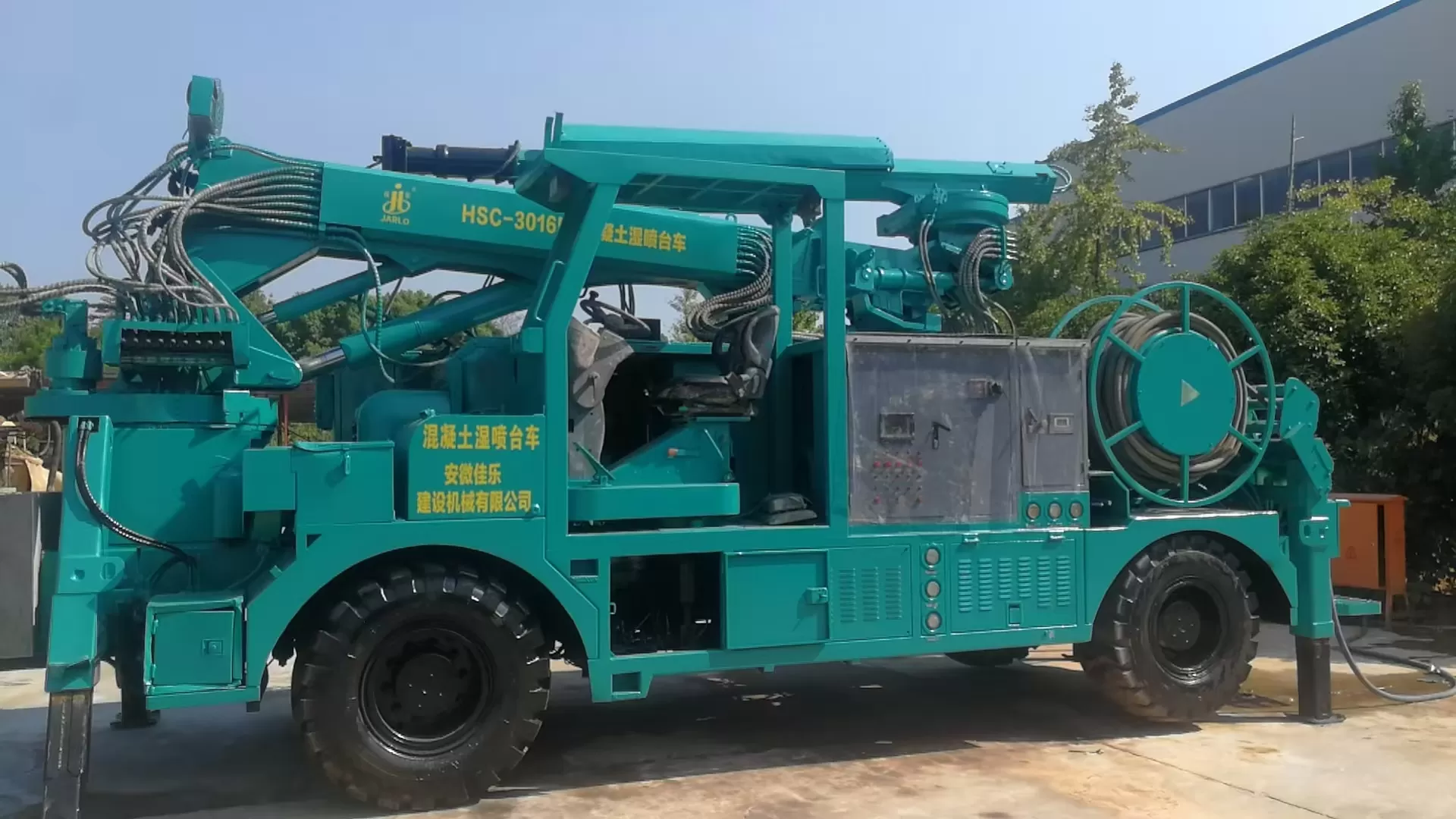 Jarlo Concrete Shotcrete Spraying Truck 30m3  Shotcrete Manipulator Machine Concrete Sprayer for Mining Construction