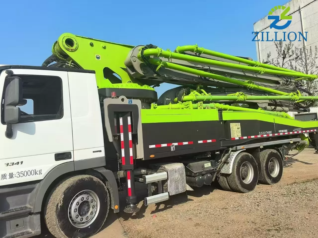 High Quality 2020 Zoomlion Boom Pump 52m Truck- mounted Concrete Pump Car on Benz Chassis
