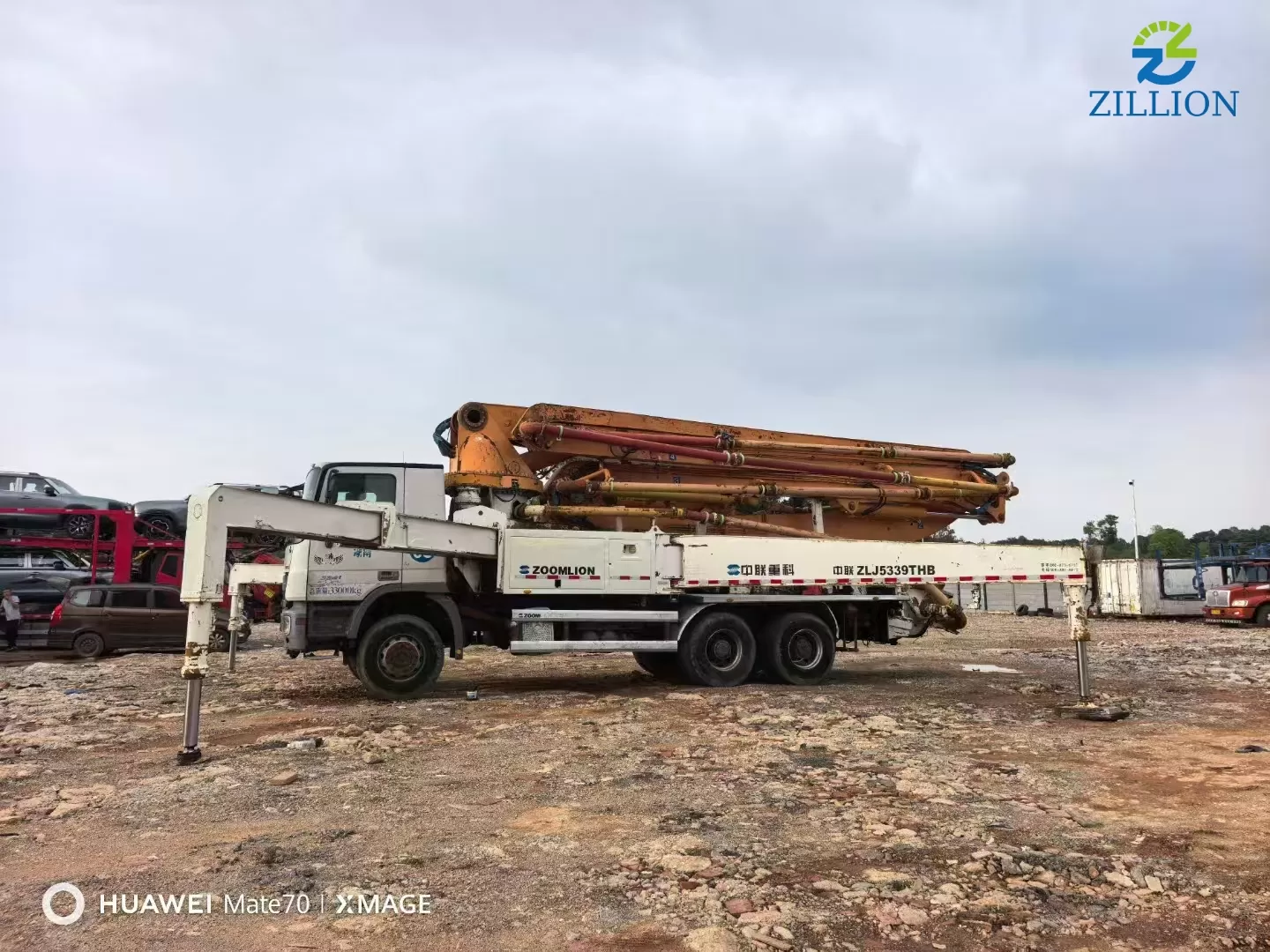 High Quality 2014 Zoomlion Boom Pump 47m Truck- mounted Concrete Pump Car on Mercedes-Benz Chassis