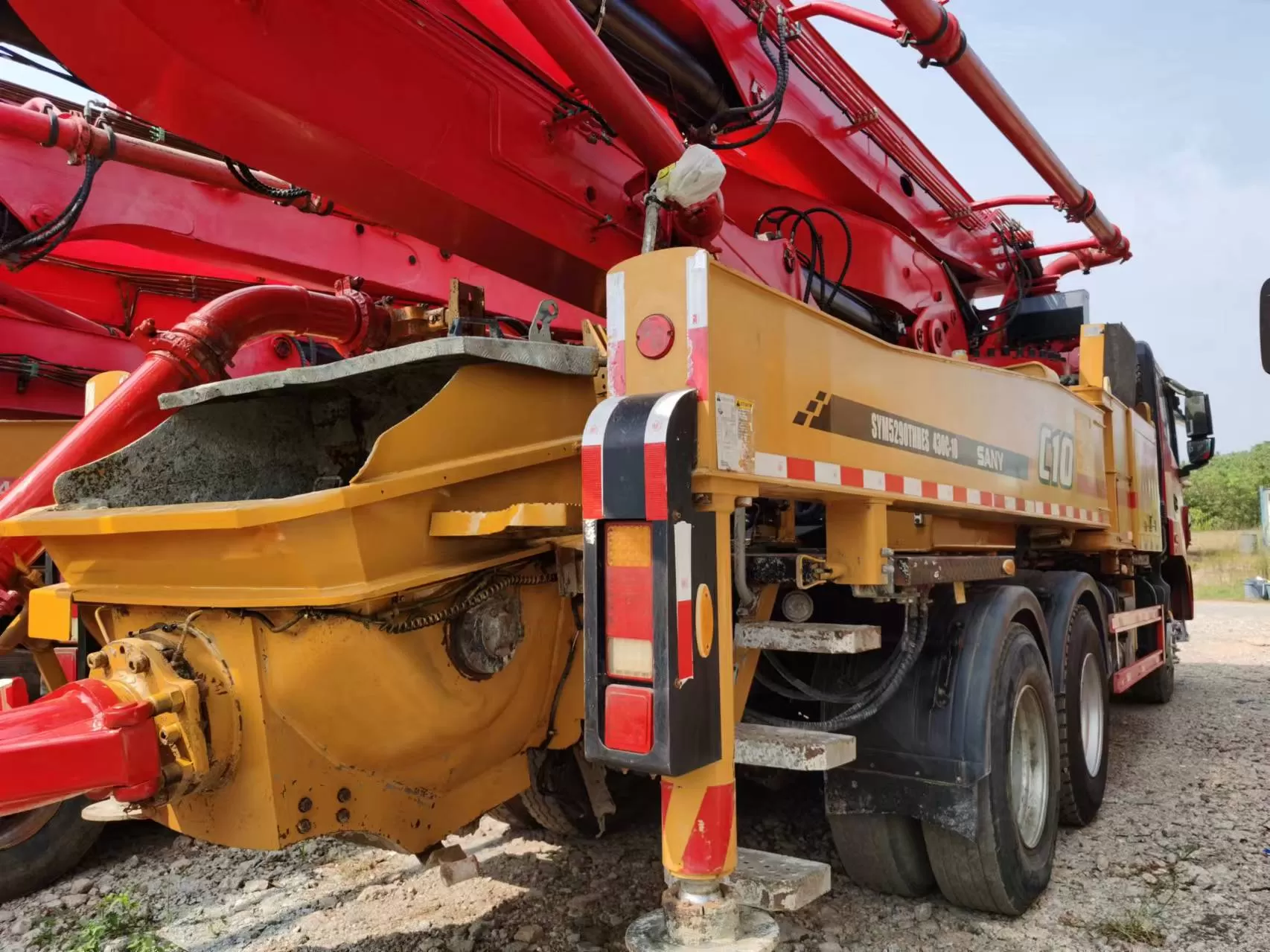 2020 Sany Truck- mounted Concrete Pump Car 43m Boom Pump on Sany Chassis