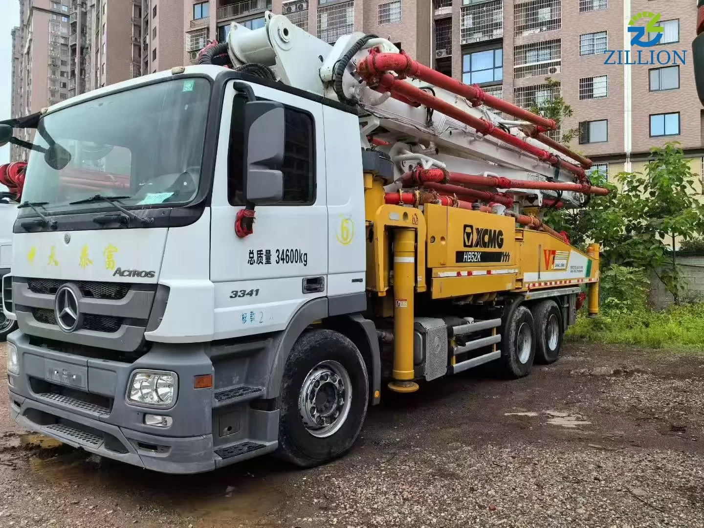 High Quality 2019 XCMG Boom Pump 48m Truck- mounted Concrete Pump Car on Mercedes-Benz Chassis