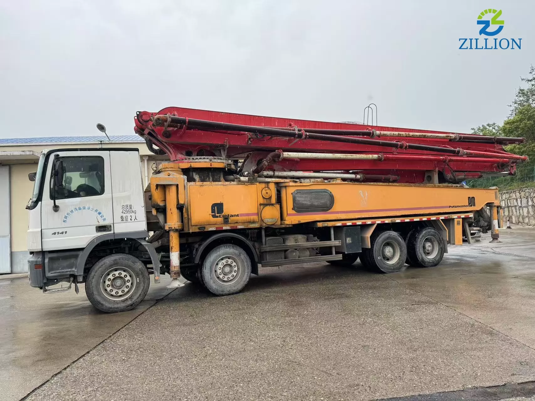 High Quality 2013 Putzmeister Boom Pump 56m Truck- mounted Concrete Pump Car on Benz Chassis