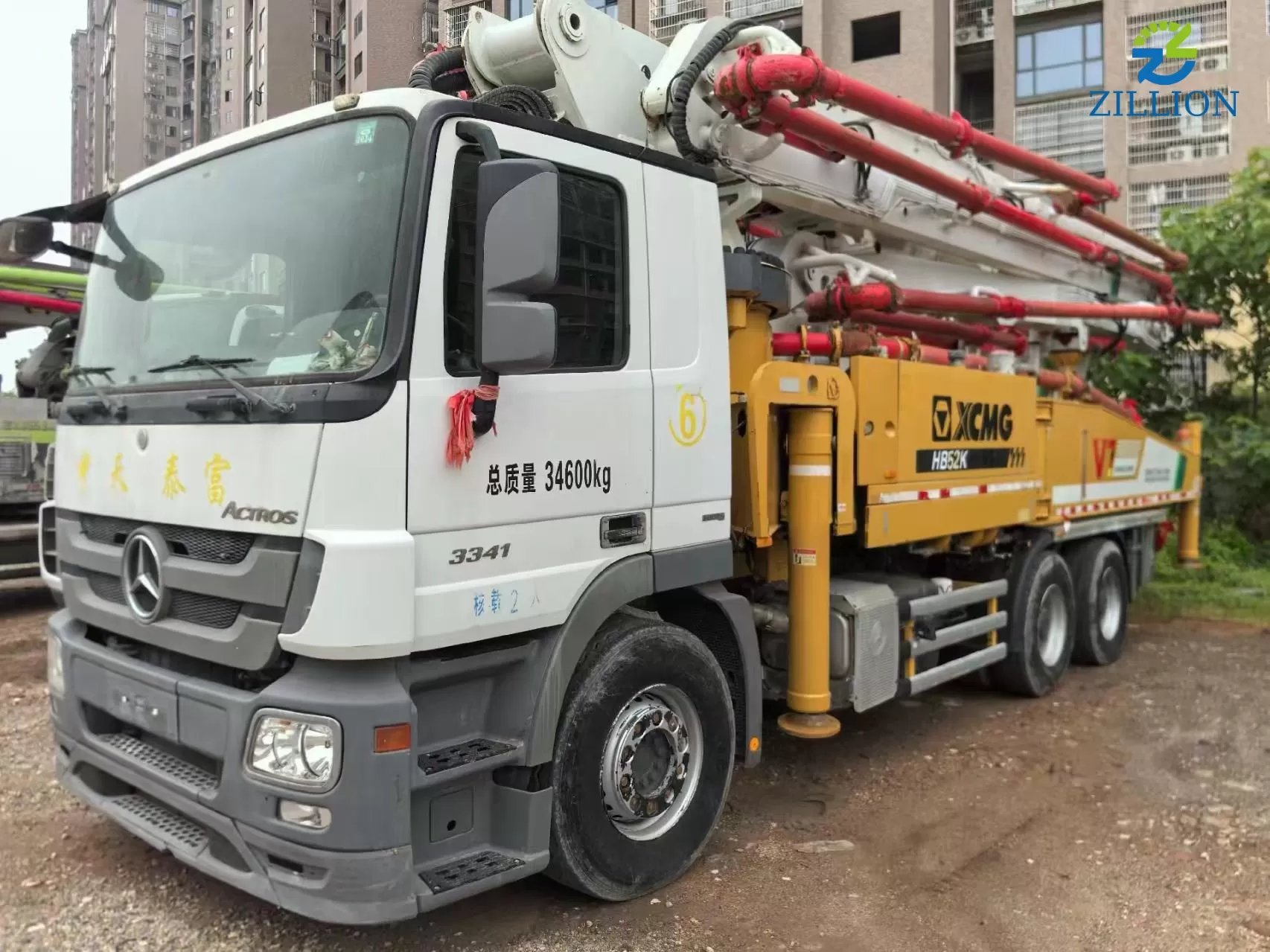 High Quality 2019 XCMG Boom Pump 48m Truck- mounted Concrete Pump Car on Mercedes-Benz Chassis