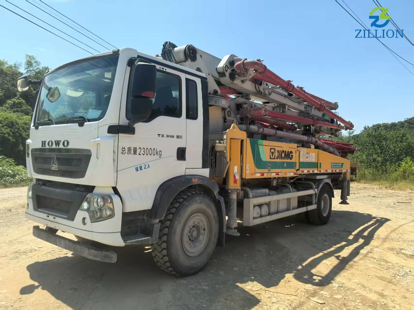 High Quality 2023 XCMG Boom Pump 37m Truck- mounted Concrete Pump Truck on HOWO Chassis