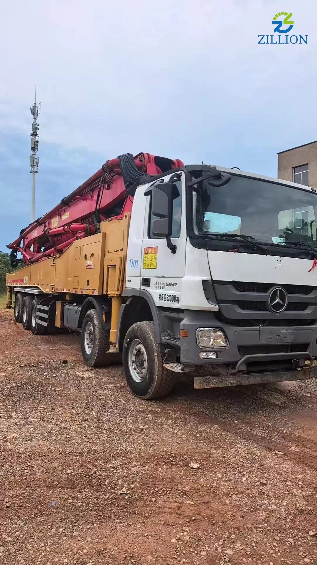 High Quality 2017 SANY Boom Pump 62m Truck- mounted Concrete Pump Truck on Mercedes-Benz Chassis