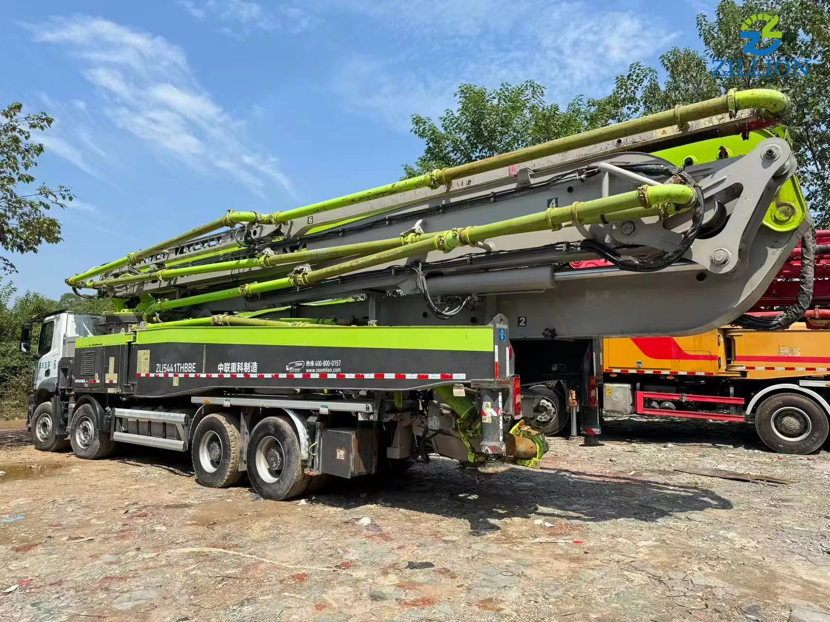 High Quality 2021 Zoomlion Boom Pump 62m Truck- mounted Concrete Pump Truck on Mercedes-Benz Chassis