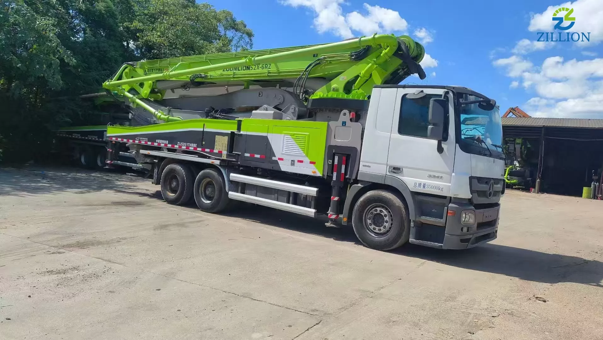 High Quality 2020 Zoomlion Boom Pump 52m Truck- mounted Concrete Pump Truck on Mercedes-Benz Chassis