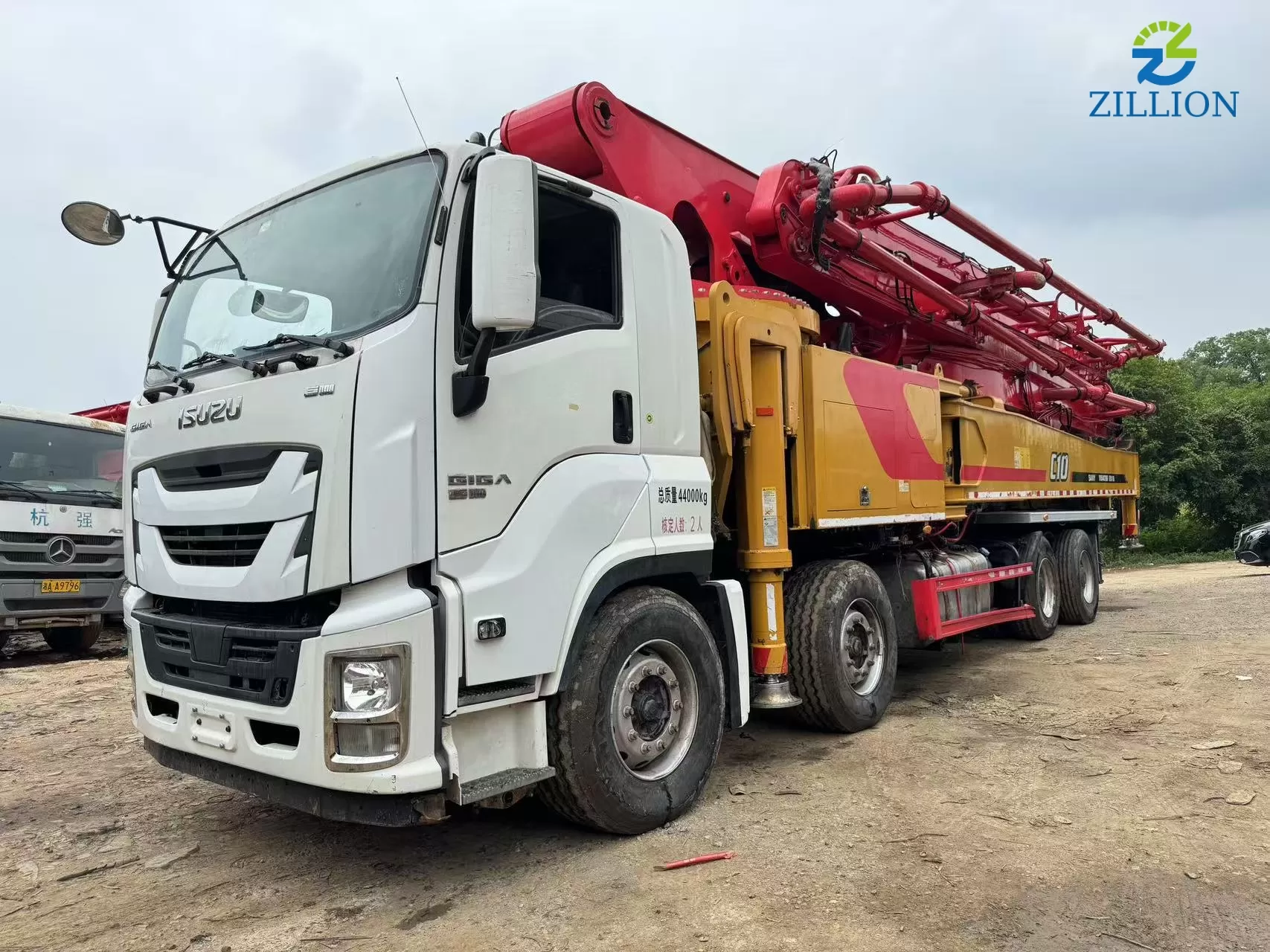 Applications of  small mobile crane in Morocco