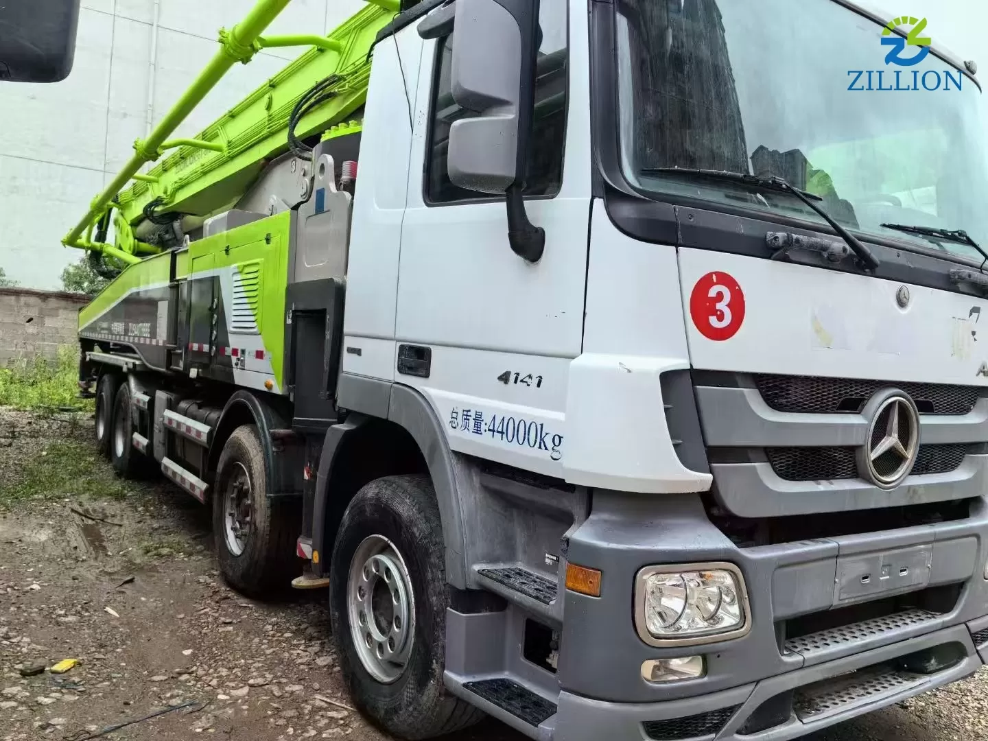 High Quality 2019 Zoomlion Boom Pump 56m Truck- mounted Concrete Pump Car on Mercedes-Benz Chassis