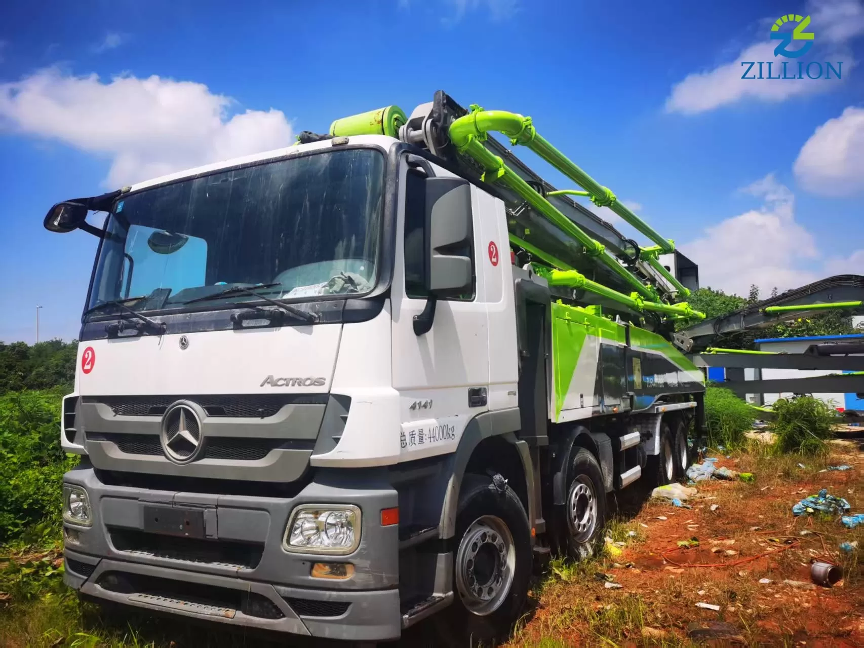High Quality 2020 Zoomlion Boom Pump 56m Truck- mounted Concrete Pump Car on Mercedes-Benz Chassis
