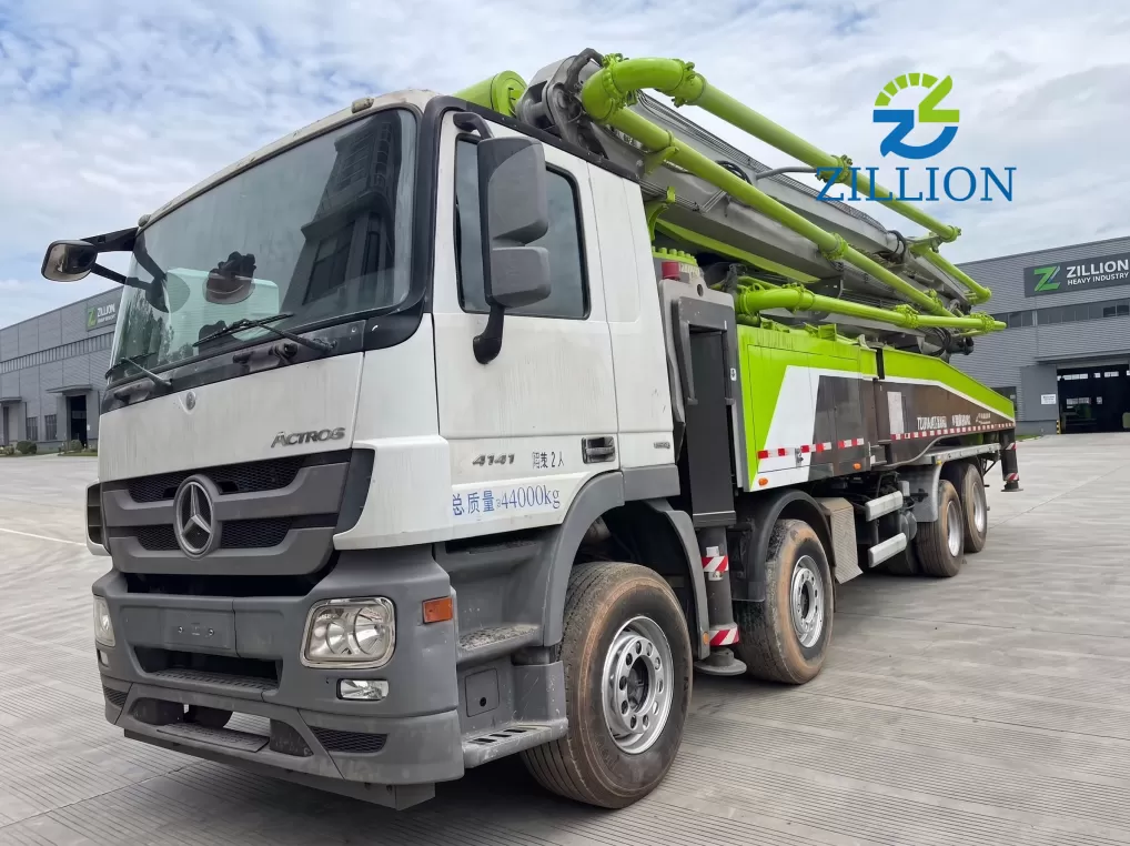 Applications of  mobile crane price