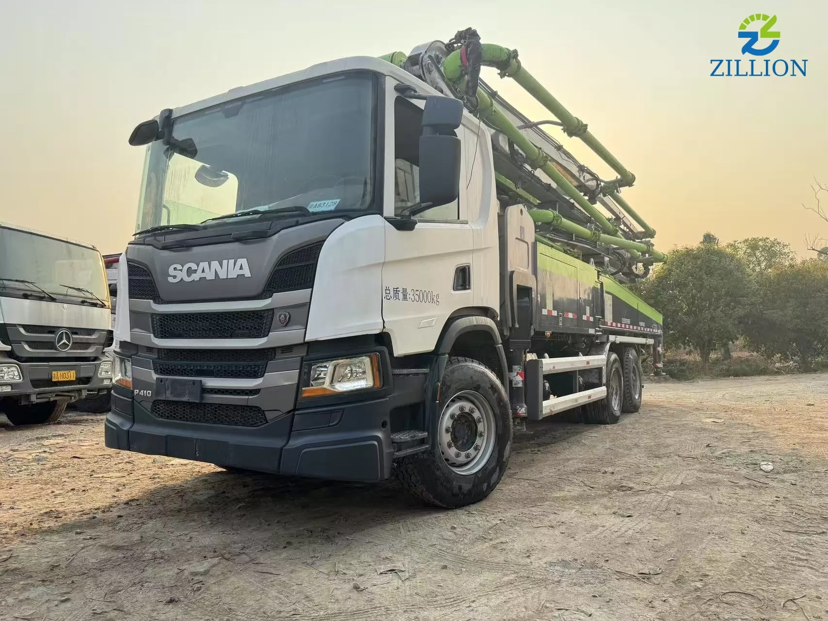 High Quality 2021 Zoomlion Boom Pump 49m Truck- mounted Concrete Pump Car on SCANIA Chassis