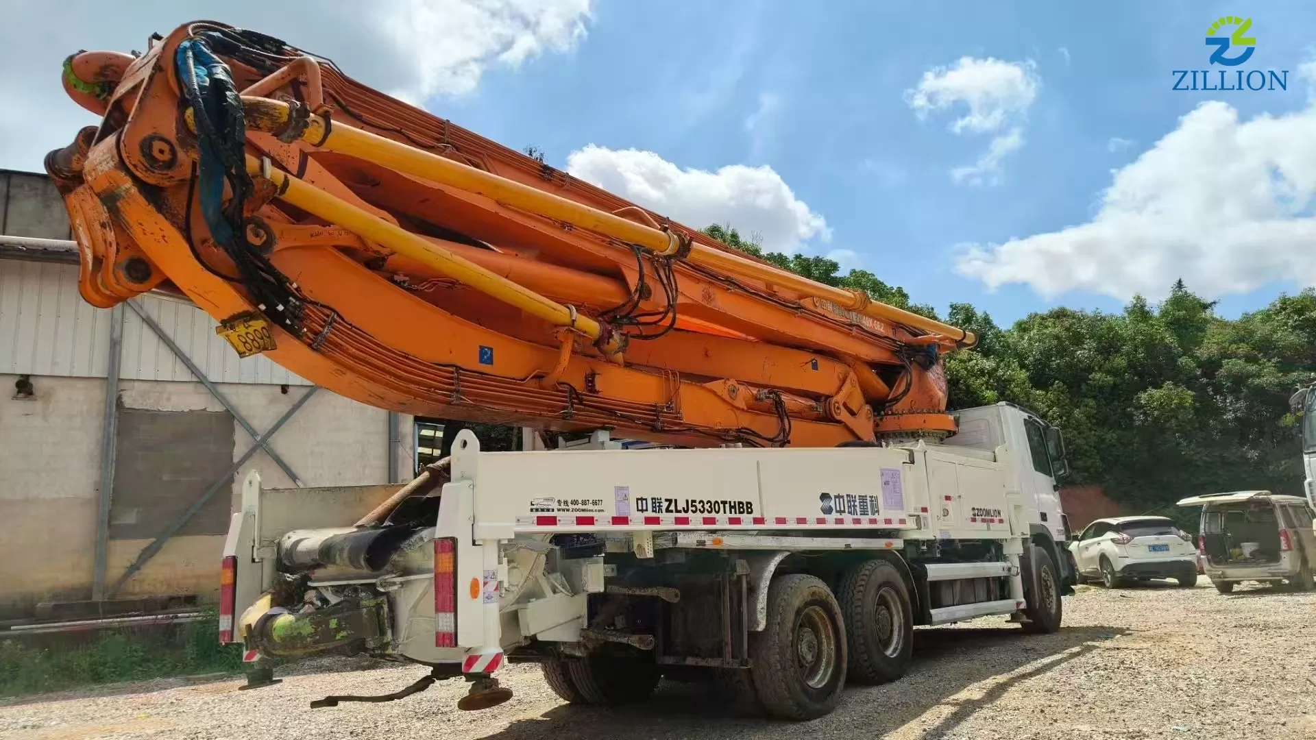 High Quality 2014 Zoomlion Boom Pump 49m Truck- mounted Concrete Pump Car on Mercedes-Benz Chassis