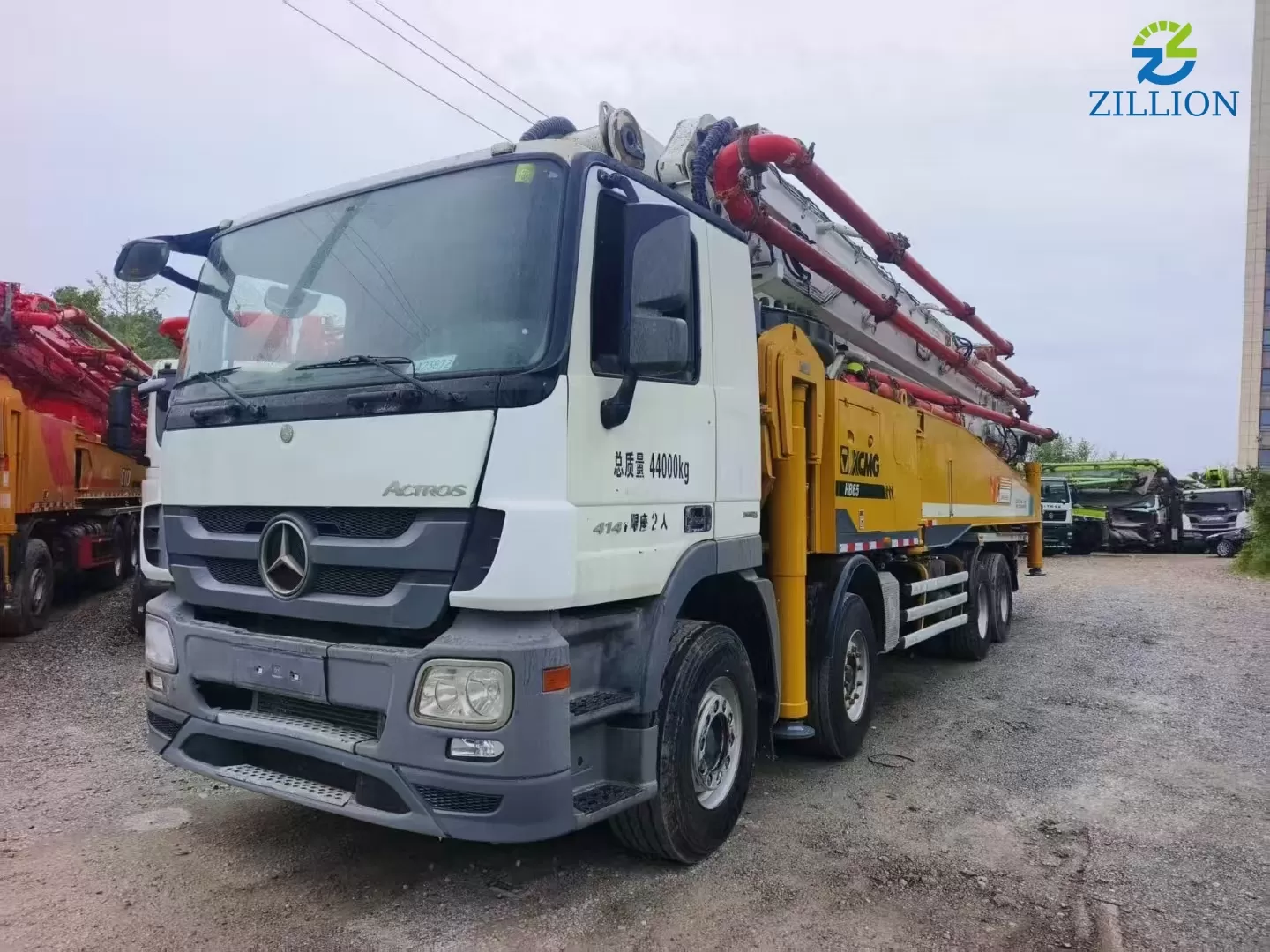 High Quality 2018 XCMG Boom Pump 62m Truck- mounted Concrete Pump Truck on Mercedes-Benz Chassis