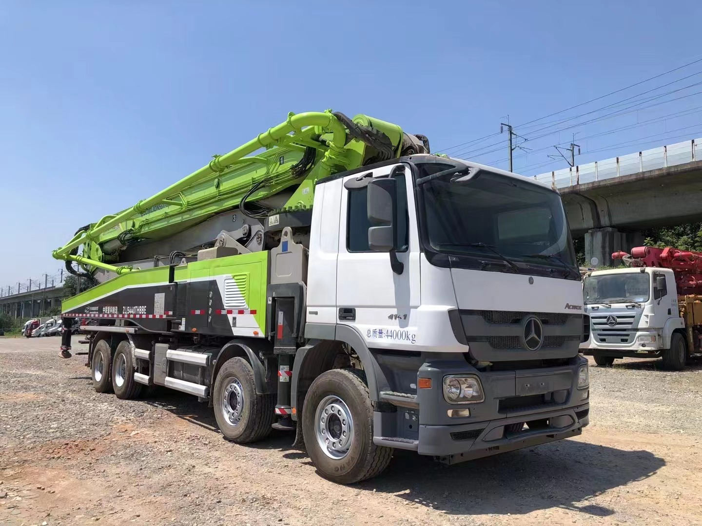 2019 Zoomlion Boom Pump 56m Truck- mounted Concrete Pump Car on Benz Chassis