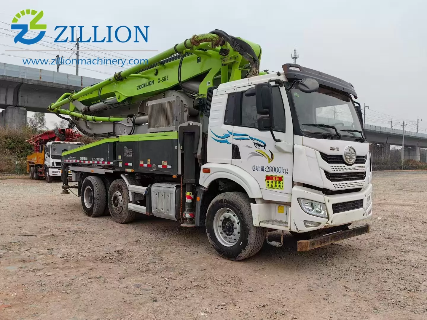 2021 Zoomlion Boom Pump 43m Truck- mounted Concrete Pump Car on FAW Chassis