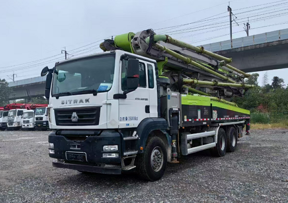 High Quality 2022 Boom Pump 50m Truck- mounted Concrete Pump Car on Sitrak Chassis