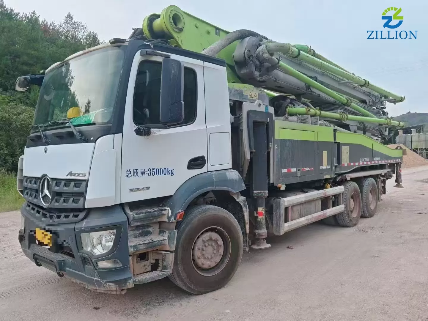 High Quality 2021 ZOOMLION Boom Pump 52m Truck- mounted Concrete Pump Truck on Mercedes-Benz Chassis