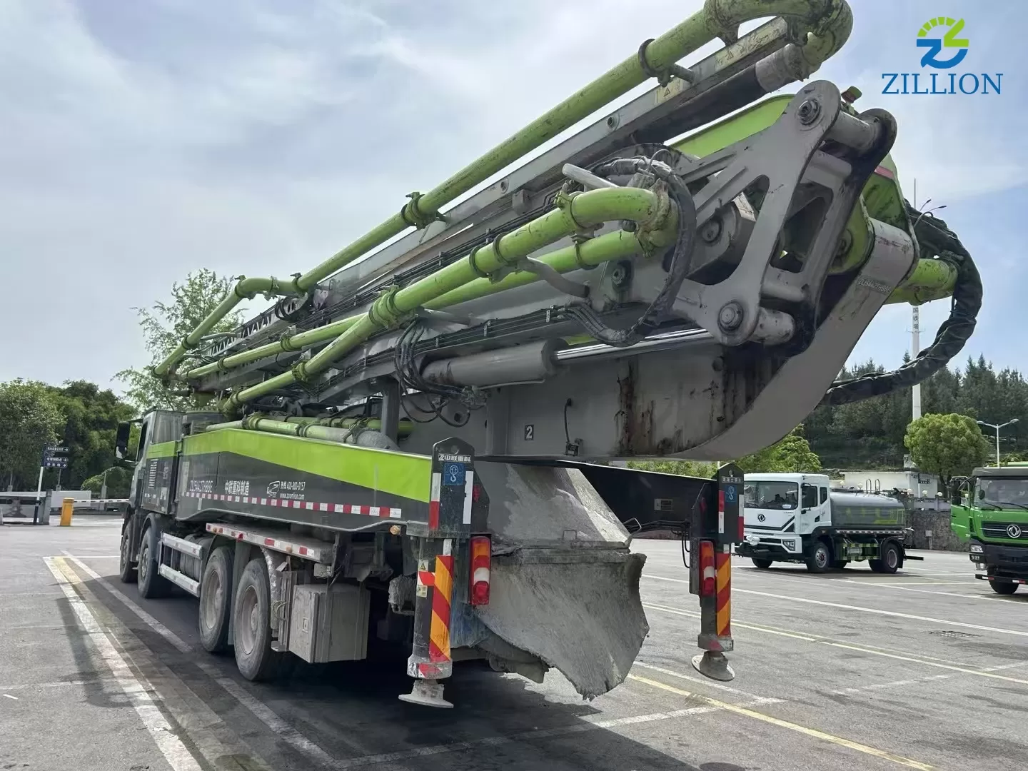 High Quality 2021 Zoomlion Boom Pump 59m Truck- mounted Concrete Pump Car on Mercedes-Benz Chassis