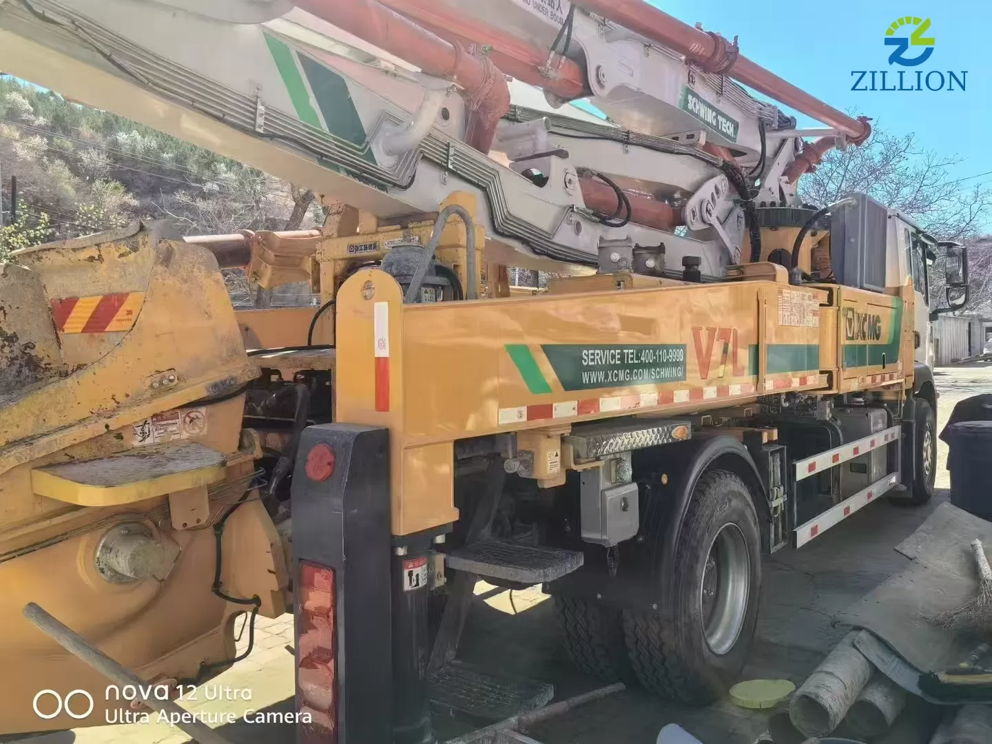 High Quality 2024 XCMG Boom Pump 37m Truck- mounted Concrete Pump Car on SITRAK Chassis