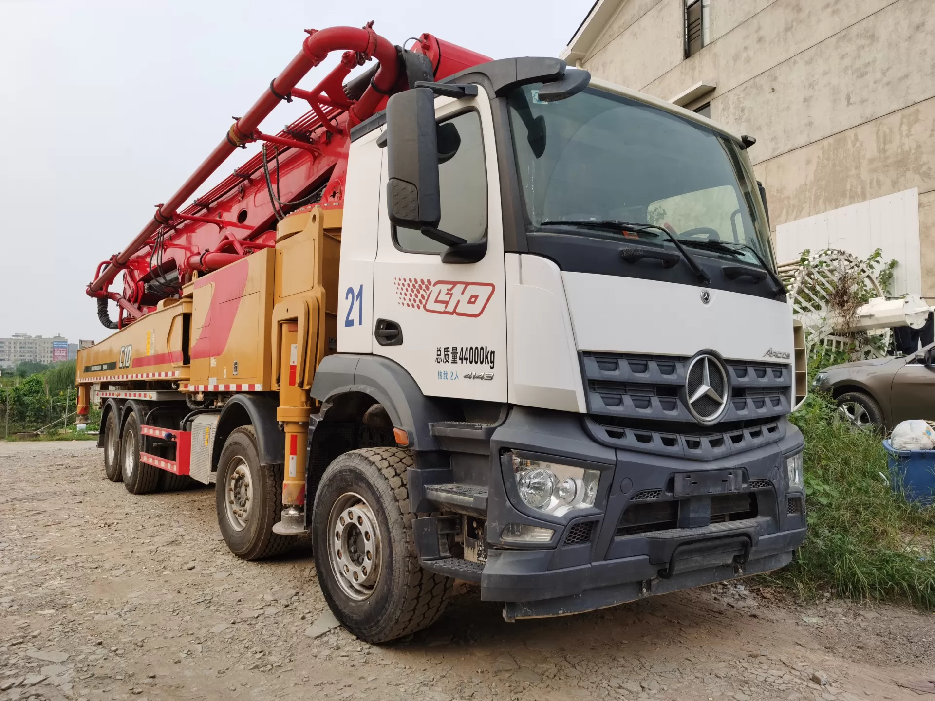 Applications of  mobile crane hire in Morocco