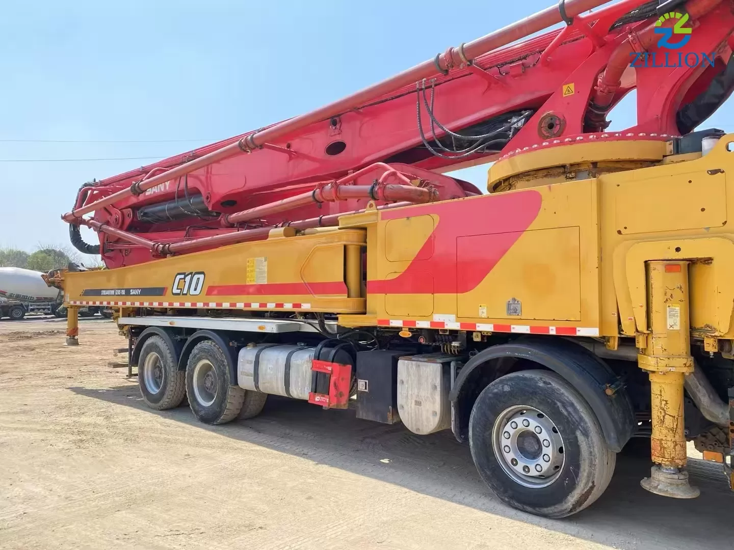 High Quality 2020 SANY Boom Pump 62m Truck- mounted Concrete Pump Car on Volvo Chassis