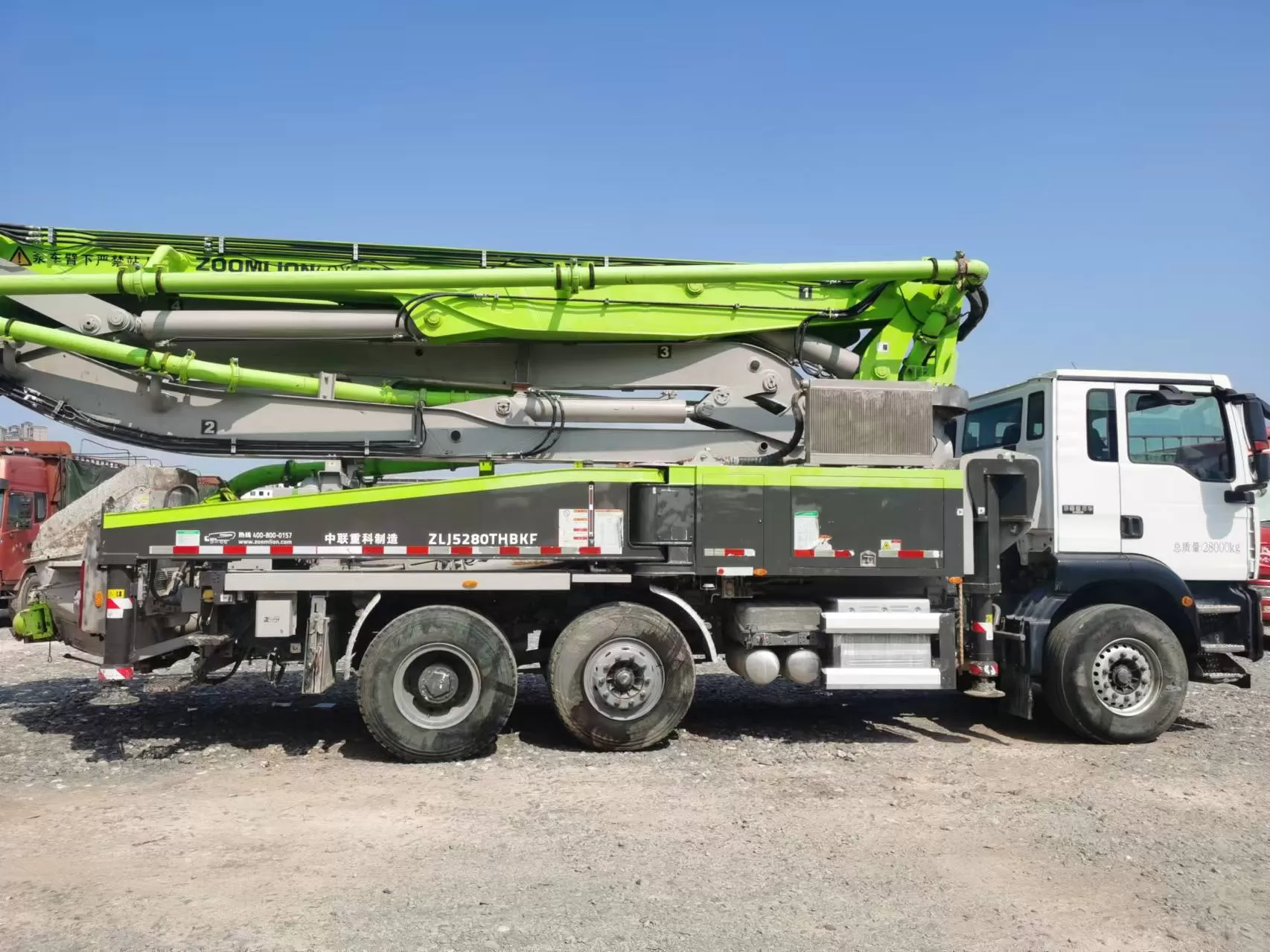 2022 Zoomlion Boom Pump 40m Truck- mounted Concrete Pump Car on Sitrak Chassis