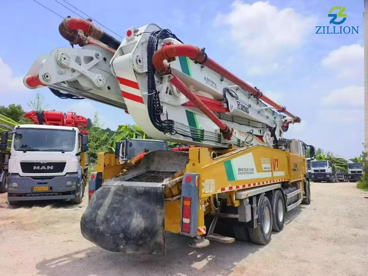 High Quality 2022 XCMG Boom Pump 52m Truck- mounted Concrete Pump Car on Sitrak Chassis