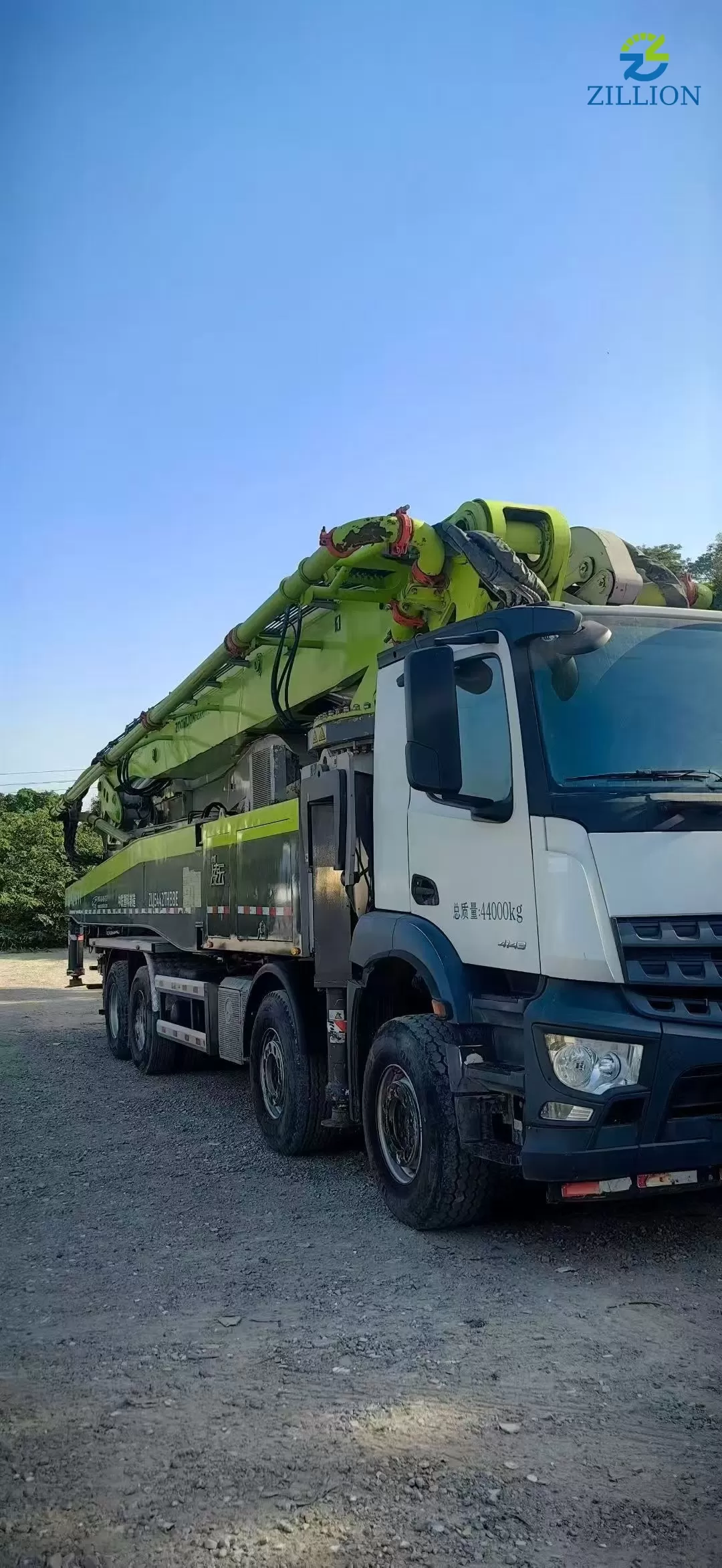 High Quality 2021 Zoomlion Boom Pump 59m Truck- mounted Concrete Pump Truck on Mercedes-Benz Chassis