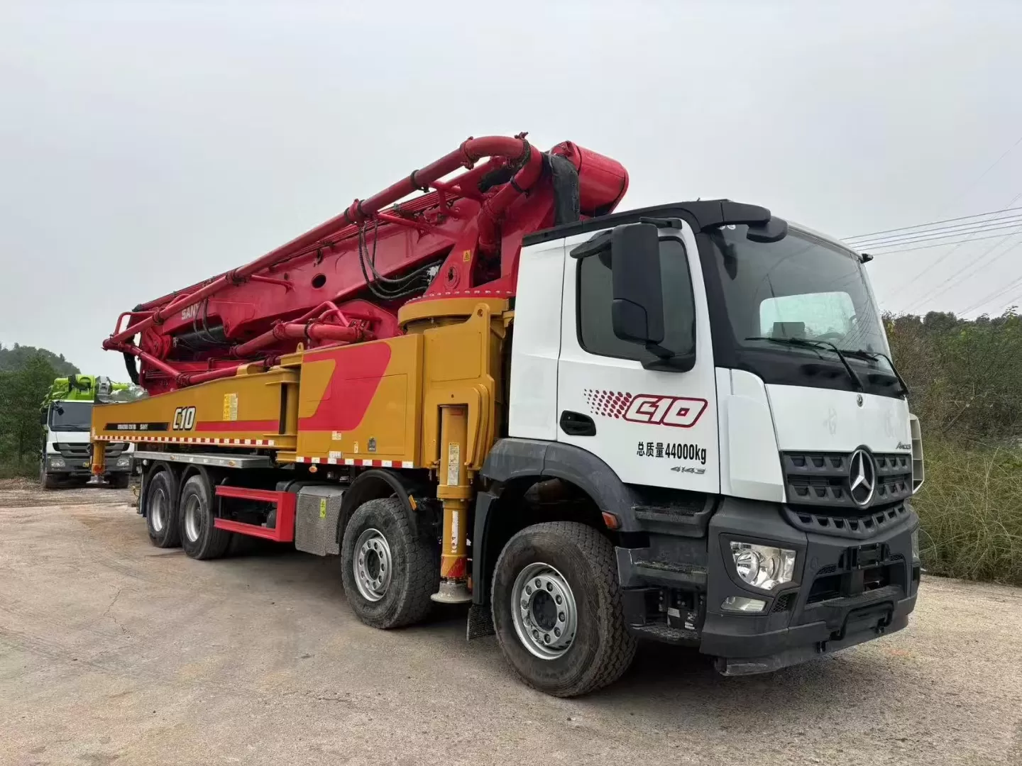 High Quality 2021 SANY Boom Pump 62m Truck- mounted Concrete Pump Car on Benz Chassis